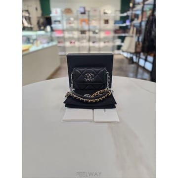 CHANEL ���� 19 �����۽� �÷� ũ�ν��� AP1787(31����)���� 19 �����۽� �÷� ũ�ν��� AP1787(31����)