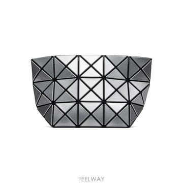 Bao Bao Issey Miyake 실버 프리즘 파우치 BB68AG045 TP876209107