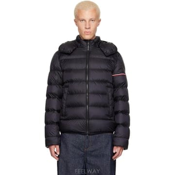 Moncler 26 FW ��Ŭ���� ���� ���̺�� �ĵ� ��Ʈ �ٿ� ��Ŷ 262111M17804826 FW ��Ŭ���� ���� ���̺�� �ĵ� ��Ʈ �ٿ� ��Ŷ 26211