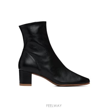 26 FW BY FAR 블랙 소피아 가죽 앵클 부츠 262289F113005