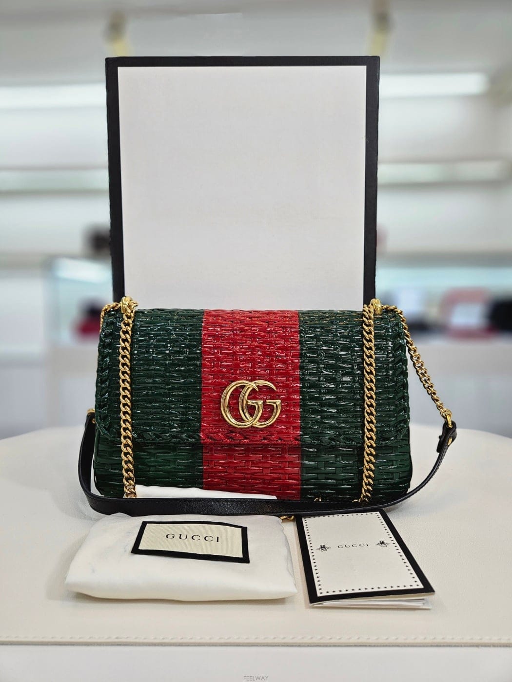 GUCCI ���� �۷������ ��Ŀ ���� ����Ƽ�� ����� 524829���� �۷������ ��Ŀ ���� ����Ƽ�� ����� 524829