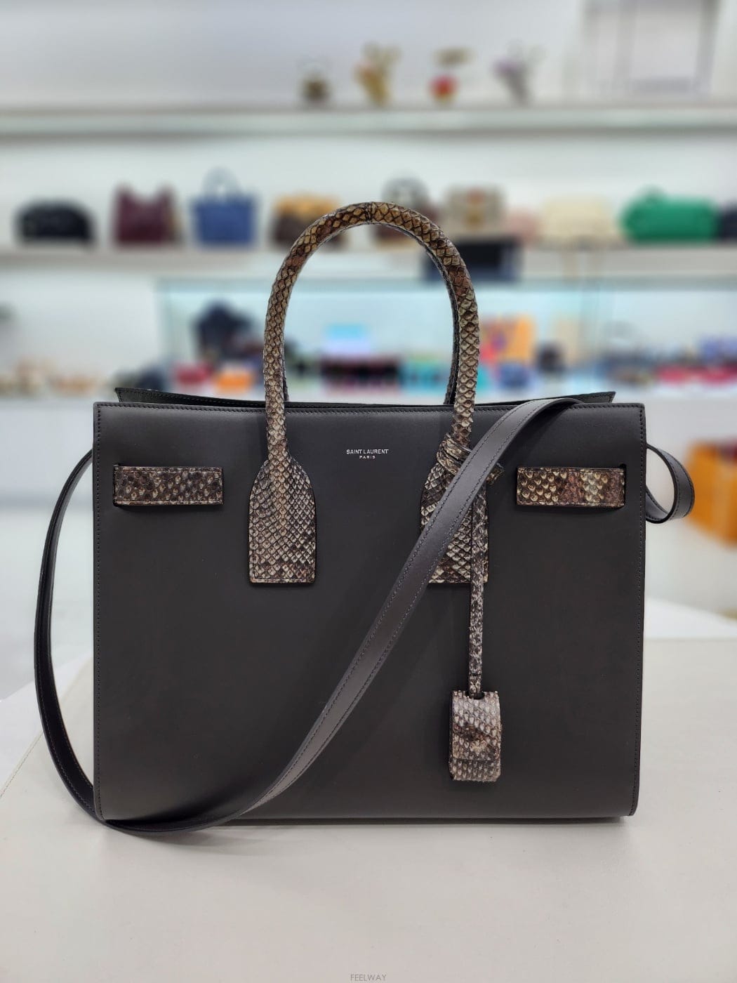 Saint Laurent ���ζ� �� ���긣 �׷��� ��Ʈ�� ����� 378299���ζ� �� ���긣 �׷��� ��Ʈ�� ����� 378299