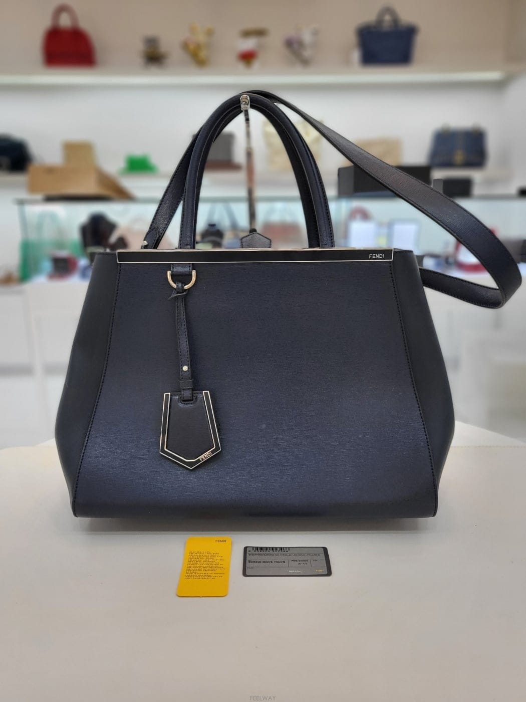 FENDI ��� ���긣 �̵� ��Ʈ ����� ���̺� 8BH250��� ���긣 �̵� ��Ʈ ����� ���̺� 8BH250