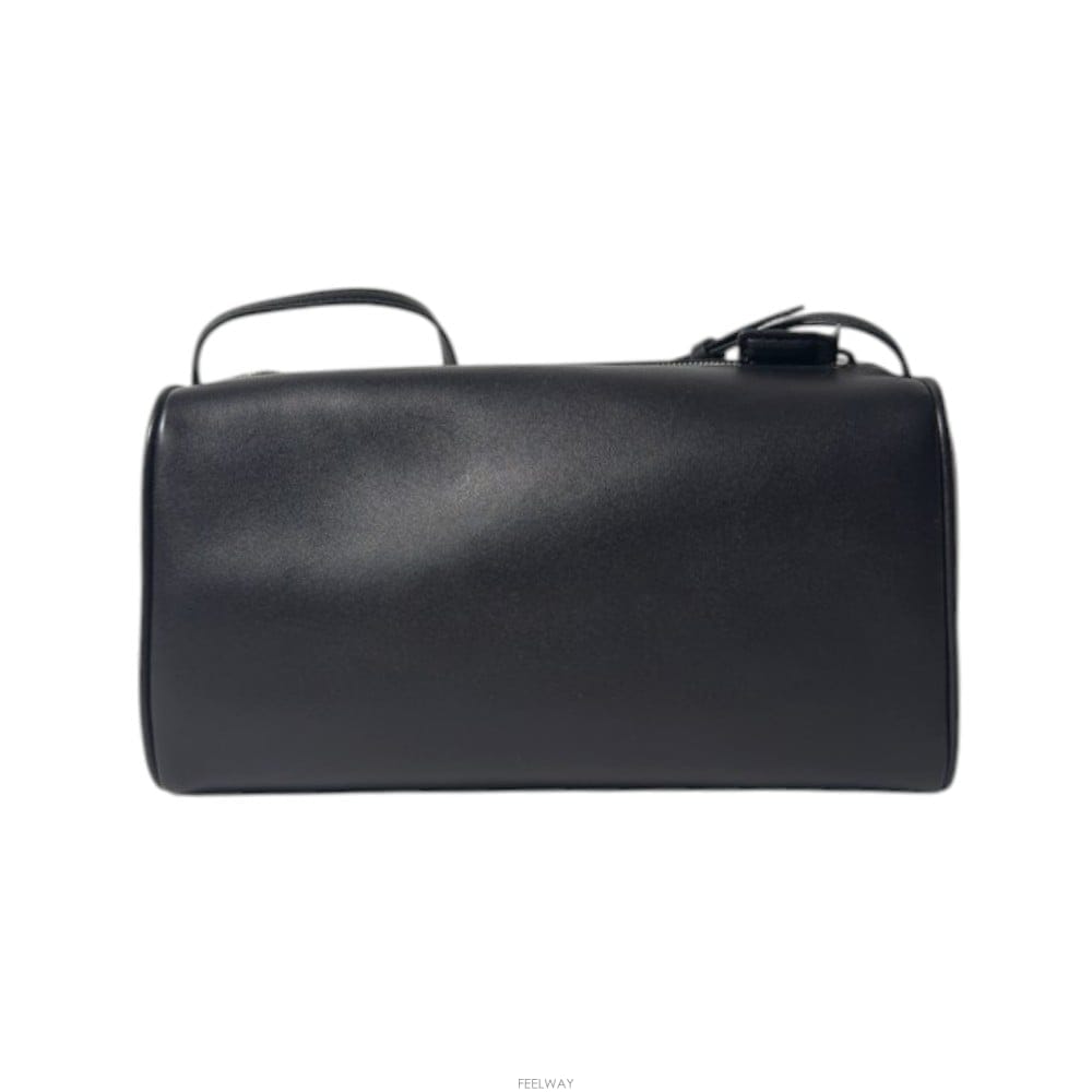 THE Row [����ũ�Ÿ] 26FW ���ο� 90S ��� �� 90S SHOULDER BAG W1918L108 BAS[����ũ�Ÿ] 26FW ���ο� 90S ��� �� 90S SHOULDER BA