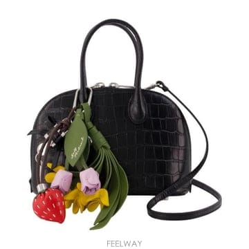 26FW 셀프 포트레이트 가방 PF26 316 B black