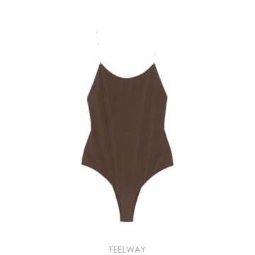 Jacquemus 26SS JACQUEMUS RESORT ���ǽ� ������ OPW00050 AW00096850 Marrone26SS JACQUEMUS RESORT ���ǽ� ������ OPW00050 AW0009685