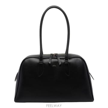 26FW 아페쎄 숄더백 PXCBS F67066 LZZ Black