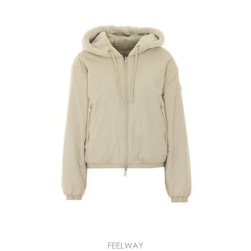 26FW 무스너클 이튼 버니 자켓 M34LS652 1754 White