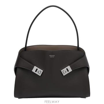 페라가모 숄더백