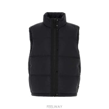 Stone Island 26FW ���� ���Ϸ��� �е� ���� L2S15G100004S0483 V0029 Black26FW ���� ���Ϸ��� �е� ���� L2S15G100004S0483 V0029 B