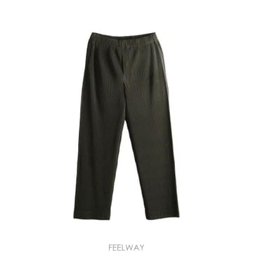 Issey Miyake 26FW �ȹ� �ø��� �̼��� �̾��� ��Ʈ����Ʈ ���� HP68JF074 47 Brown26FW �ȹ� �ø��� �̼��� �̾��� ��Ʈ����Ʈ ���� HP68JF0