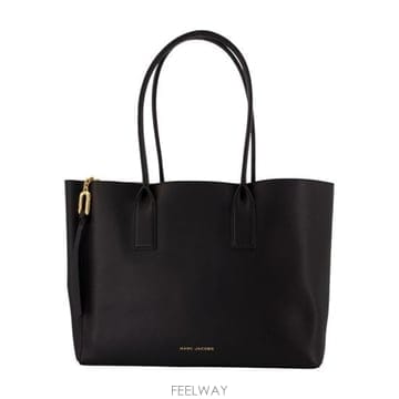 Marc Jacobs 26FW ��ũ�����߽� ��Ʈ�� 2P6HTT019H01 001 black26FW ��ũ�����߽� ��Ʈ�� 2P6HTT019H01 001 black