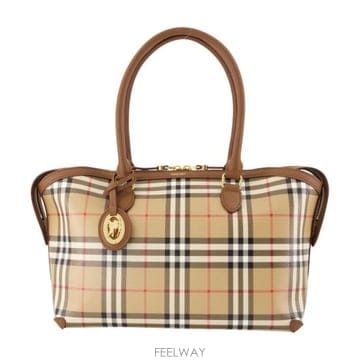 Burberry 26FW ������ ũ�ν��� 8129048 A7026 beige26FW ������ ũ�ν��� 8129048 A7026 beige