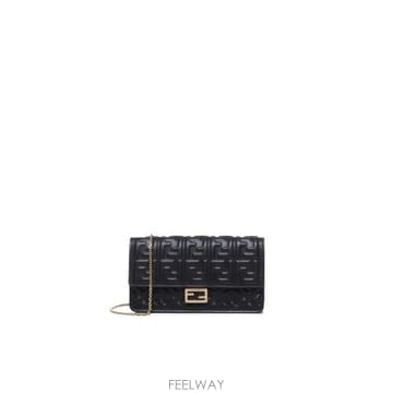 FENDI 26FW ��� �ٰ�Ʈ ü�� ���� 8M0498 AAJDF0KUR BLACK26FW ��� �ٰ�Ʈ ü�� ���� 8M0498 AAJDF0KUR BLACK