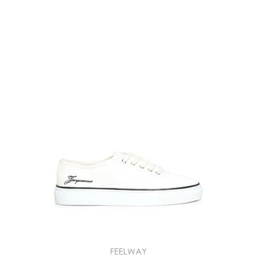 Jacquemus 26SS ��ũ���� ���� ����Ŀ�� FOW00212AW00829 110 Off white26SS ��ũ���� ���� ����Ŀ�� FOW00212AW00829 110 Off wh