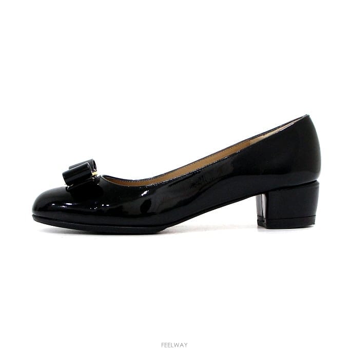 Ferragamo ��󰡸� ���� ���̴�Ʈ ���� ���� �ٶ� ����ΰ� ������ ���� ����aa66703��󰡸� ���� ���̴�Ʈ ���� ���� �ٶ� ����ΰ� ������ 