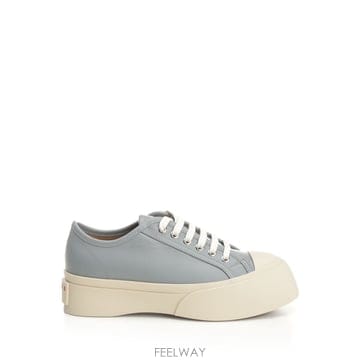 마르니 스니커즈