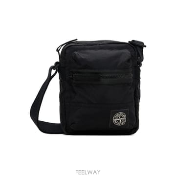 스톤 아일랜드 블랙 코팅 나일론 메탈 닐 메신저백