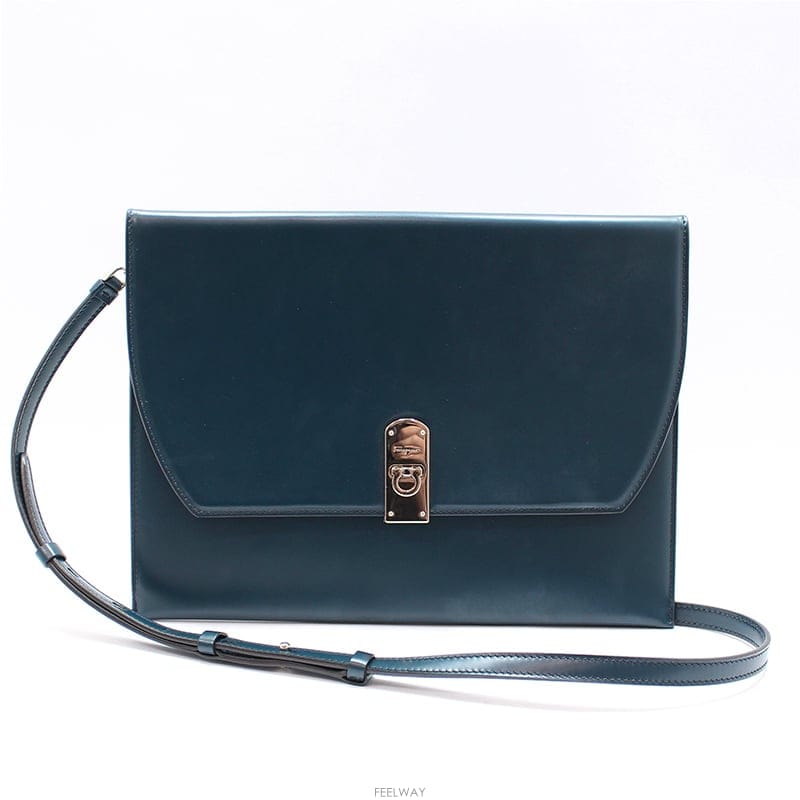 Ferragamo ��󰡸� 22 D785 ���� ��ġ�� �ڽ��� Ŭ��ġ ũ�ν�����󰡸� 22 D785 ���� ��ġ�� �ڽ��� Ŭ��ġ ũ�ν���