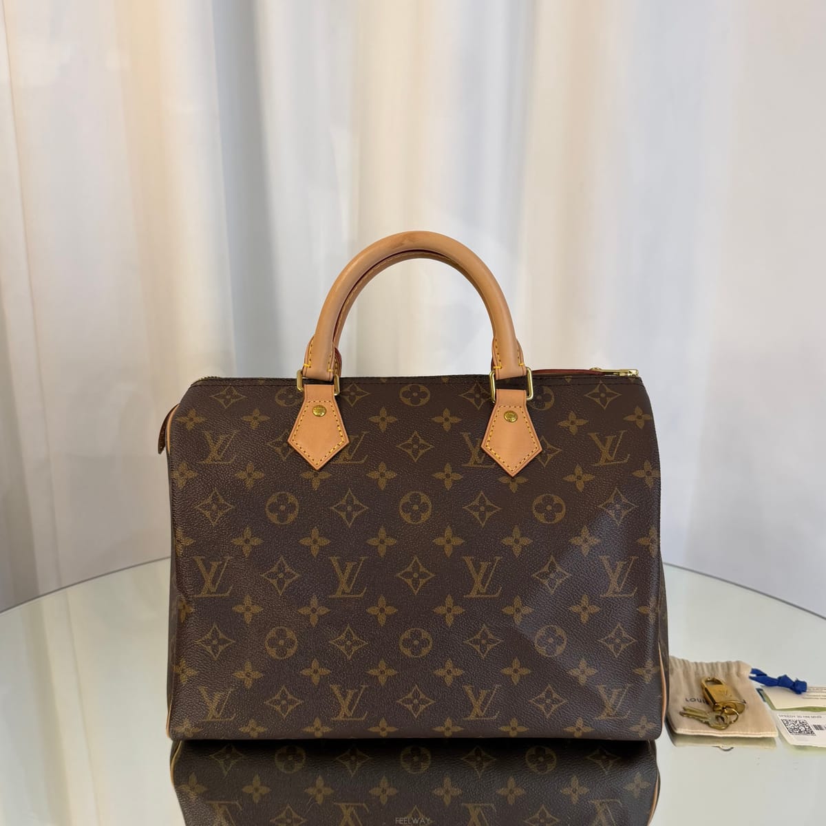 Louis Vuitton ���̺��� ���׷� ���ǵ� 30���̺��� ���׷� ���ǵ� 30