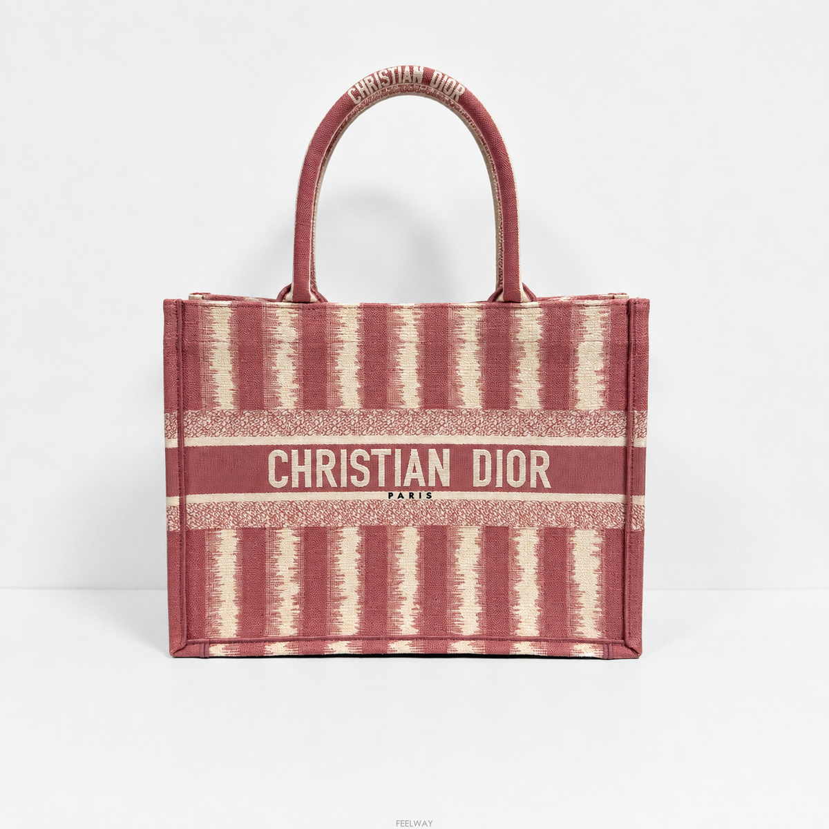 DIOR ��� ��Ʈ������ ���͸� ����Ʈ�� �̵���� ��Ʈ������ ���͸� ����Ʈ�� �̵��
