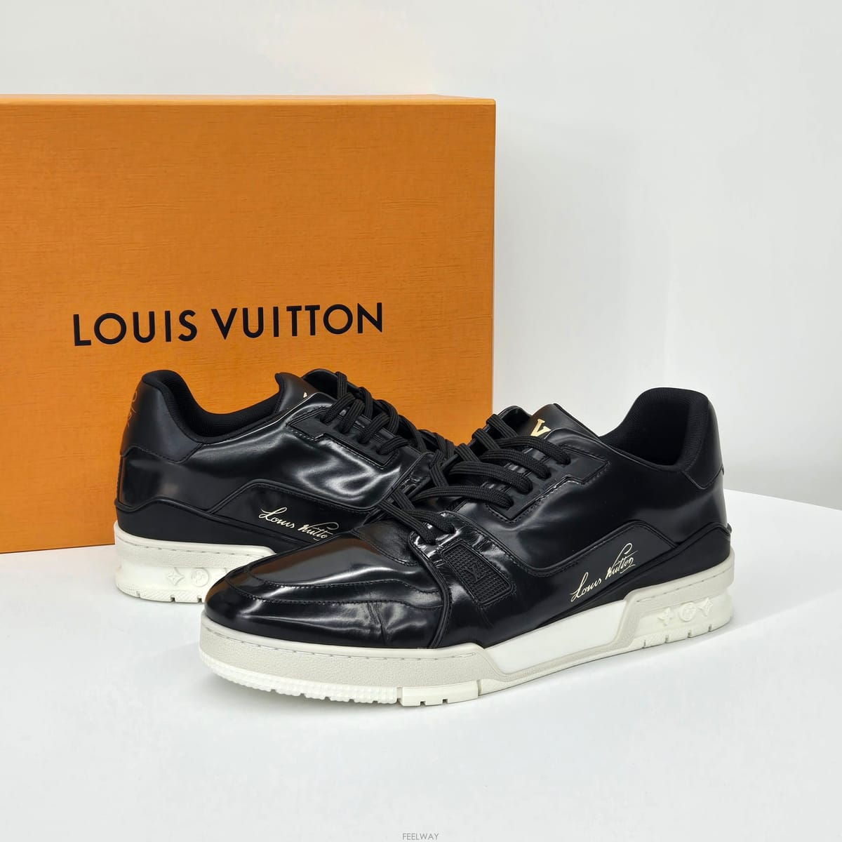 Louis Vuitton ���̺��� LV �۷����� Ʈ���̳� ����Ŀ�� 9.5��������̺��� LV �۷����� Ʈ���̳� ����Ŀ�� 9.5������