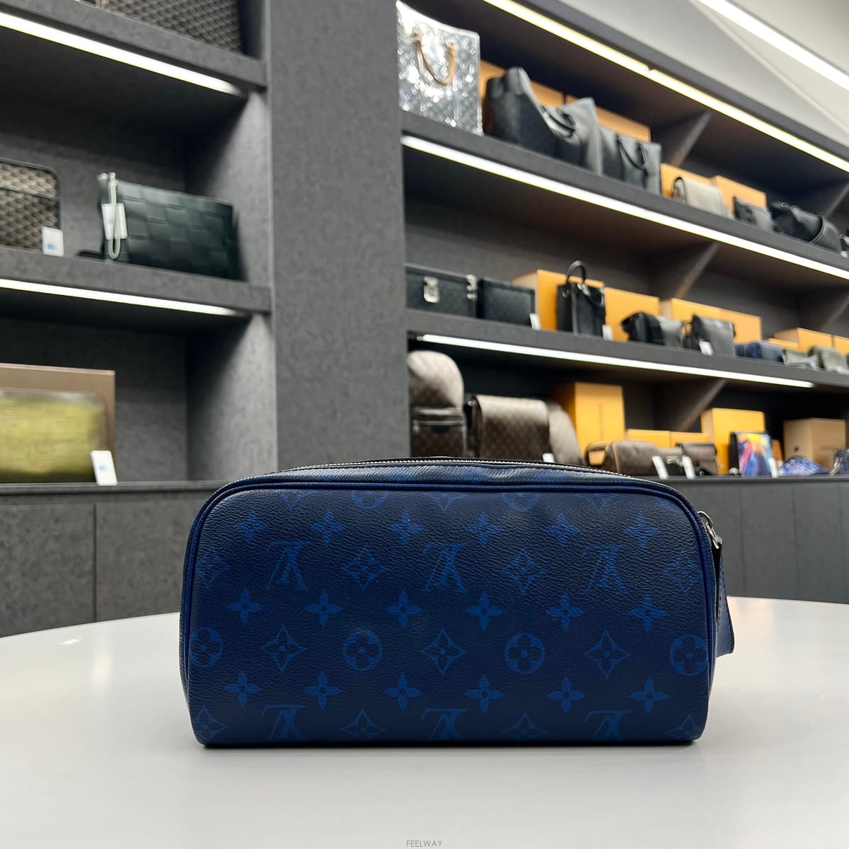 Louis Vuitton ���̺��� ���׷� Ÿ�̰��� ��ŰƮ �Ŀ�ġ���̺��� ���׷� Ÿ�̰��� ��ŰƮ �Ŀ�ġ