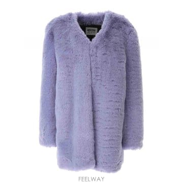 Moschino 23FW ��Ű�� Teddy �� ���� 060182150277 TP58031932523FW ��Ű�� Teddy �� ���� 060182150277 TP580319325