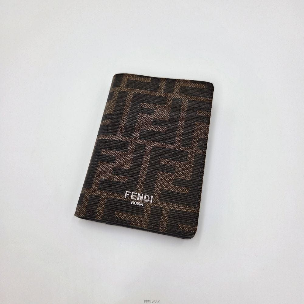 FENDI ��� ���׷� FF ������ �к긯 ī�� ���� Ȧ�� ���� ���� 7M0349��� ���׷� FF ������ �к긯 ī�� ���� Ȧ�� ���� 