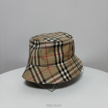 Burberry (L)������ ��ư üũ ��Ŷ��(L)������ ��ư üũ ��Ŷ��