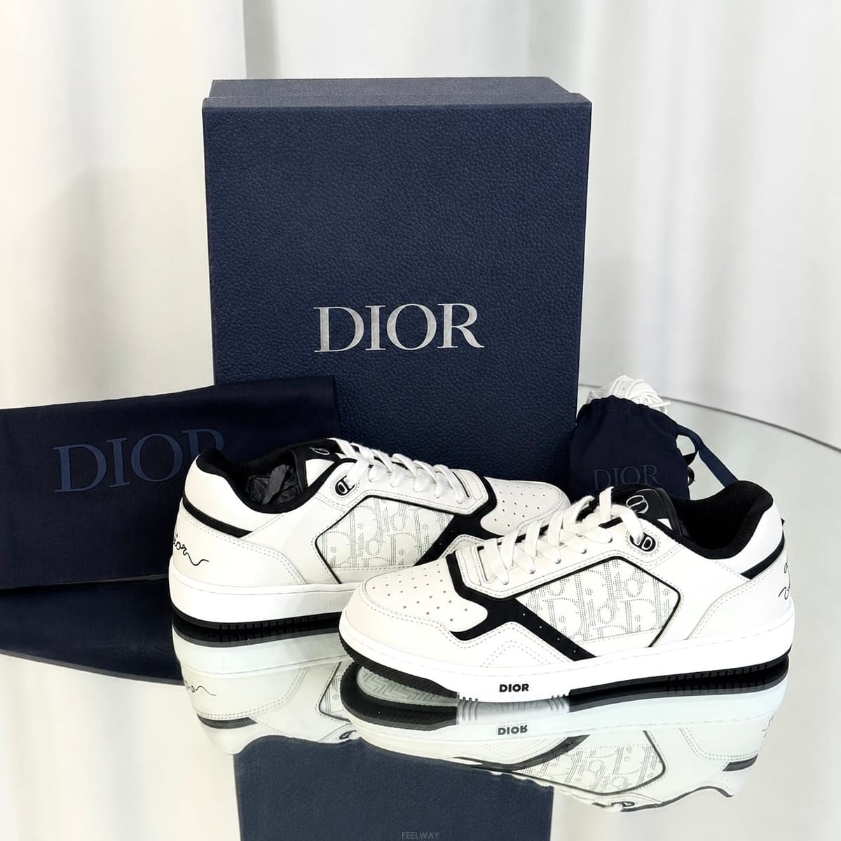 DIOR 26SS ��� B27 ��Ÿ�� ���̽� ����Ŀ�� 3SN272ABW 42������26SS ��� B27 ��Ÿ�� ���̽� ����Ŀ�� 3SN272ABW 42����