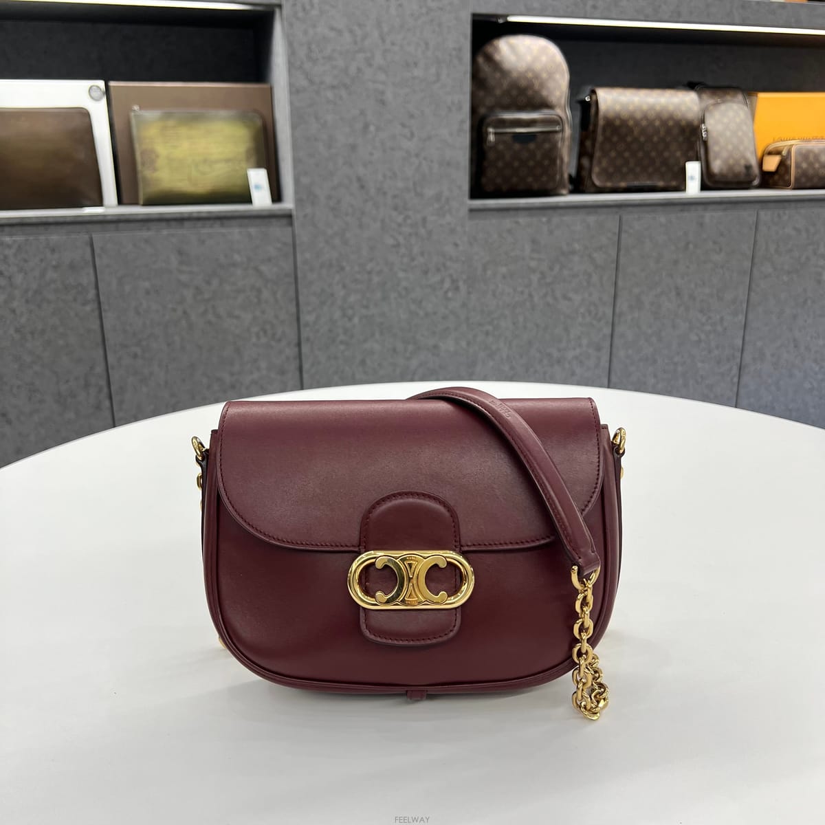 CELINE ������ Ʈ������ ���̿� ü�ι鼿���� Ʈ������ ���̿� ü�ι�