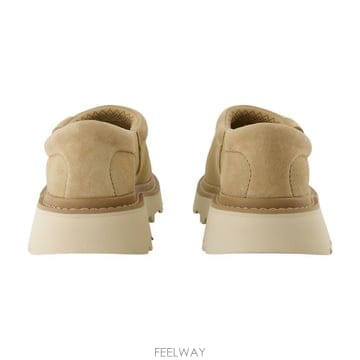 어그 남성 로퍼 체스넛