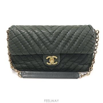 Chanel(샤넬) A50676 다크 그린 쉐브론 이리디센트 레더 Surpique CC 플랩 숄더백 14번대