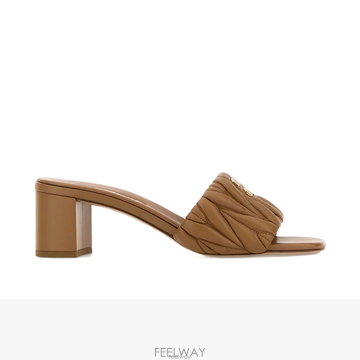 Miu Miu �׶�����Ÿ 26FW �ؿ� �̿�̿� ���� ���� 5XX65788TF098L�׶�����Ÿ 26FW �ؿ� �̿�̿� ���� ���� 5XX65788TF098L