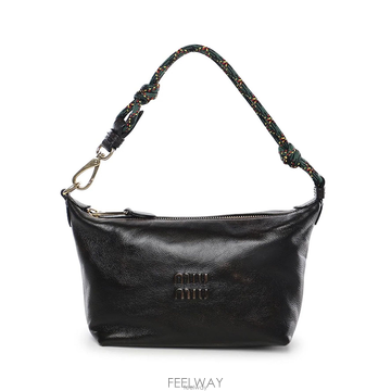 Miu Miu �׶�����Ÿ 26FW �ؿ� �̿�̿� ���� �Ŀ�ġ�� 5NE8412IFOF0NTG�׶�����Ÿ 26FW �ؿ� �̿�̿� ���� �Ŀ�ġ�� 5NE8412IFO