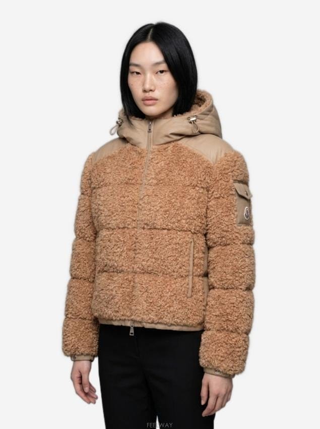 Moncler 26FW ��Ŭ���� ��ġ�ΰ� Alpestre �׵� �ٿ����� [M] L2093 1A00195 54AM6 22G26FW ��Ŭ���� ��ġ�ΰ� Alpestre �׵� �ٿ����� [M] L209