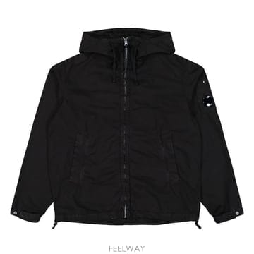 시피컴퍼니 마이크로 렙스 렌즈 후드 재킷 블랙