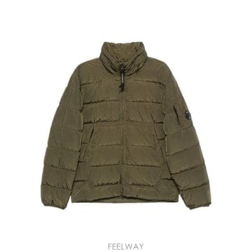 CP컴퍼니 크롬 R 다운 재킷