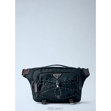 26 FW 프라다 남성 스피드록 리나일론 크로스바디 백 pra0365002blk