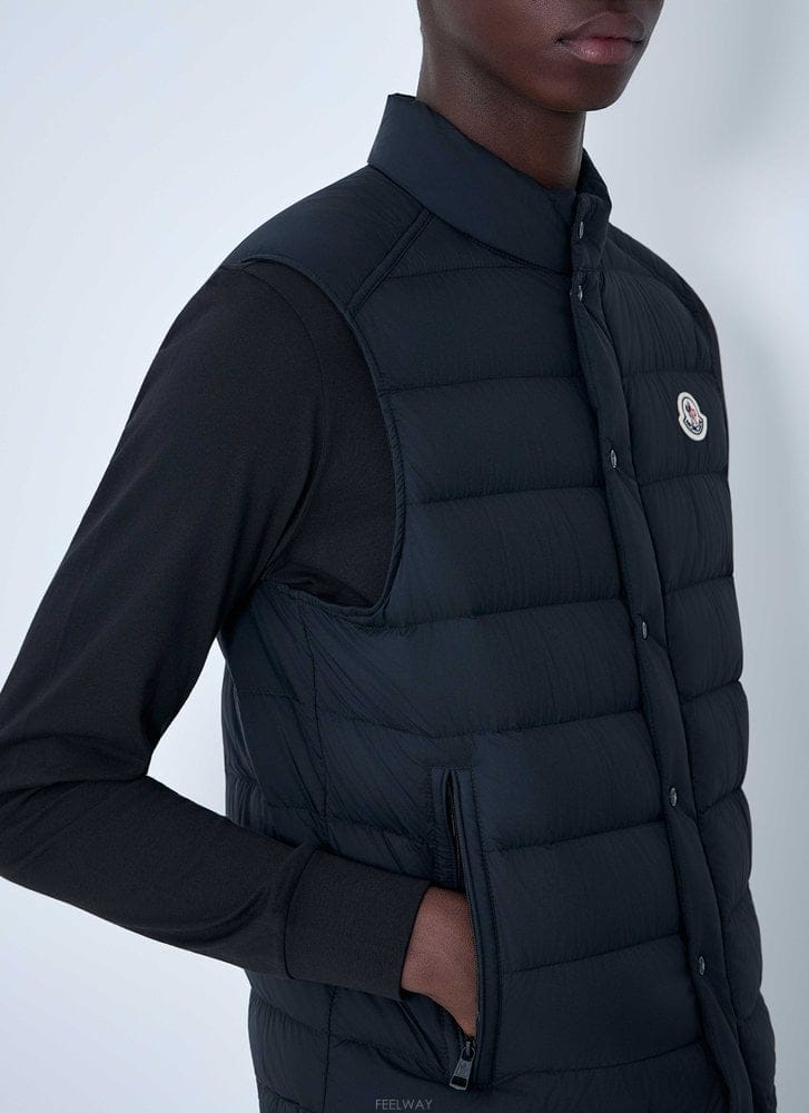 Moncler 26 S/S ��Ŭ���� BARTHE ���� L1091 1A00078 59 B011189370826 S/S ��Ŭ���� BARTHE ���� L1091 1A00078 59 B01118937