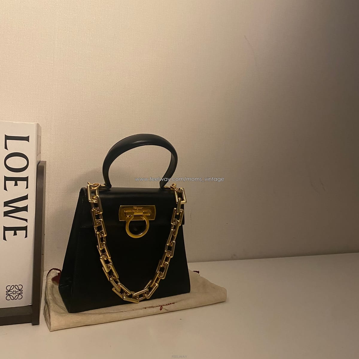 Ferragamo FERRAGAMO / ��Ƽ�� �䷹���� ���� ���� ��ġ�� ���� �̸��� / �����̹�FERRAGAMO / ��Ƽ�� �䷹���� ���� ���� ��ġ�� ���� �̸�