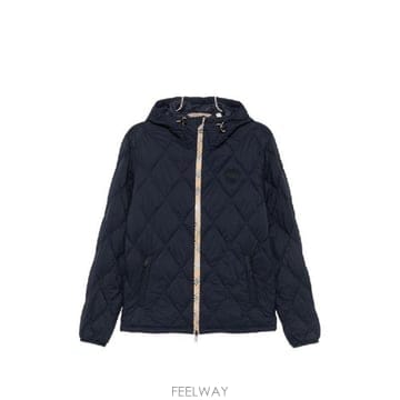 Burberry �׶�����Ÿ �ؿ� ������ ���� HESCOTT NYLON BLOUSON ���� 8130336A1222�׶�����Ÿ �ؿ� ������ ���� HESCOTT NYLON BLOUSON ����