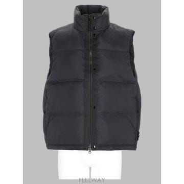 26 F/W 스톤 아일랜드 SMANICATO ANTISTRAPPO I B0042270871