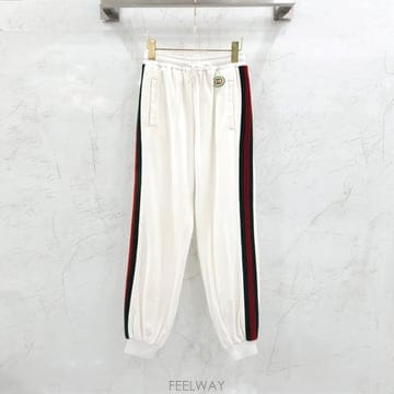 GUCCI [������] XS / ���� ȭ��Ʈ ����� �� ��ư Ʈ�� �Ｑ����[������] XS / ���� ȭ��Ʈ ����� �� ��ư Ʈ�� �Ｑ����