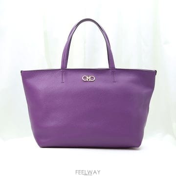 Ferragamo �߰���ǰ�Ǵ��� / Ferragamo(��󰡸�) 21 D766 ���� ī����Ų ���� ��ġ�� ���̽� ���߰���ǰ�Ǵ��� / Ferragamo(��󰡸�) 21 D766 ���� ī��