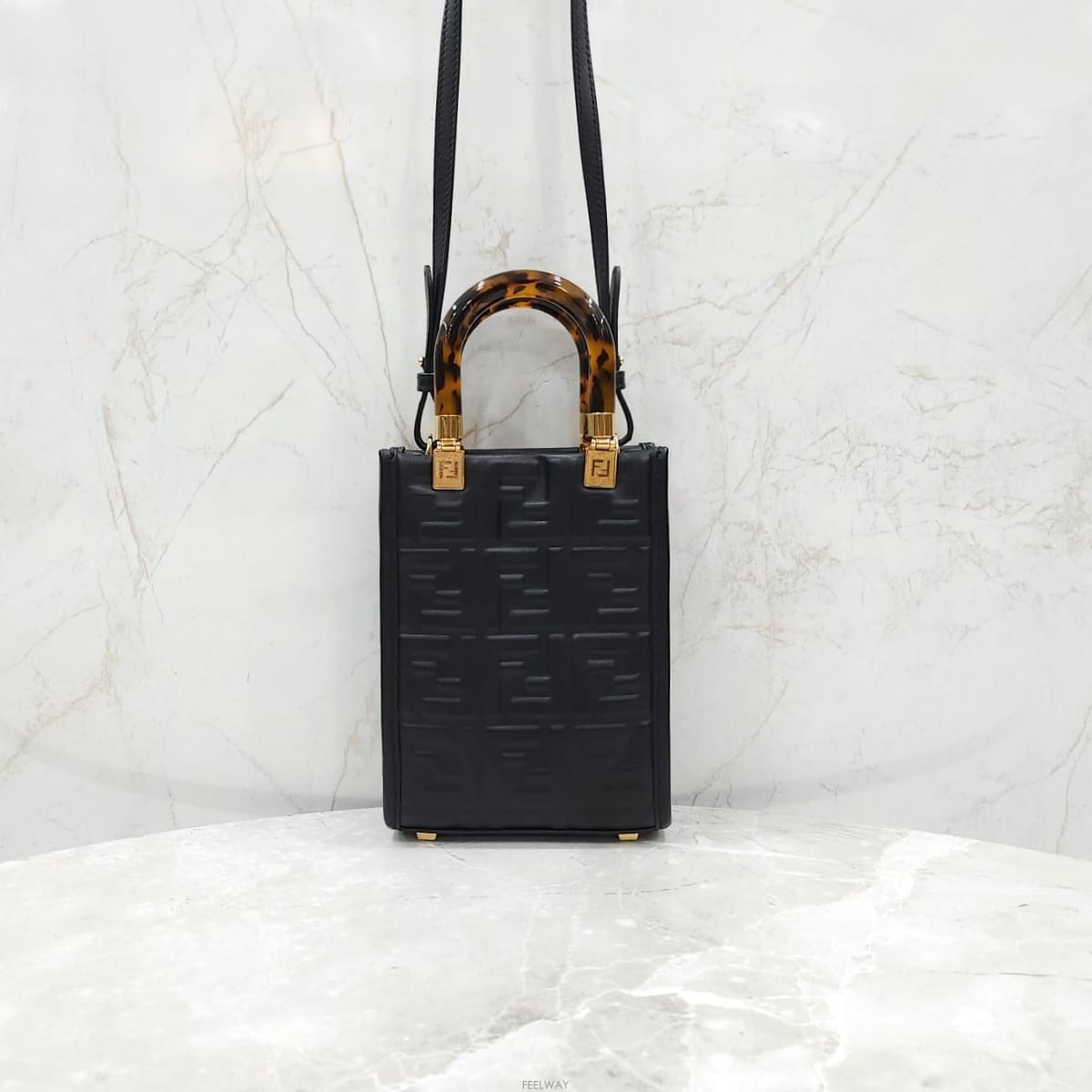 FENDI [������] ��� ���� �̴� ������ FF ���۹�[������] ��� ���� �̴� ������ FF ���۹�