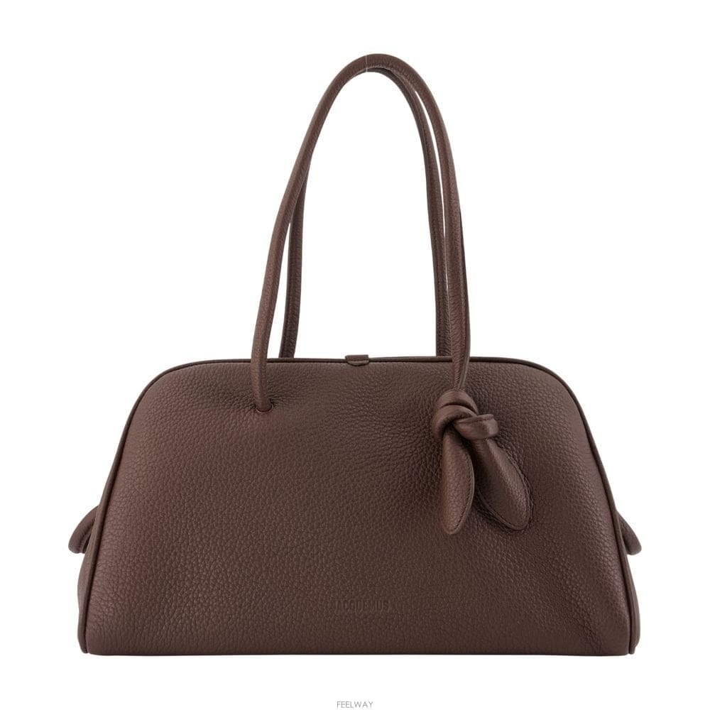 Jacquemus 26 F/W ��ũ���� �� �������� JACQUEMUS ���� ���� BA B073226355026 F/W ��ũ���� �� �������� JACQUEMUS ���� ���� BA B