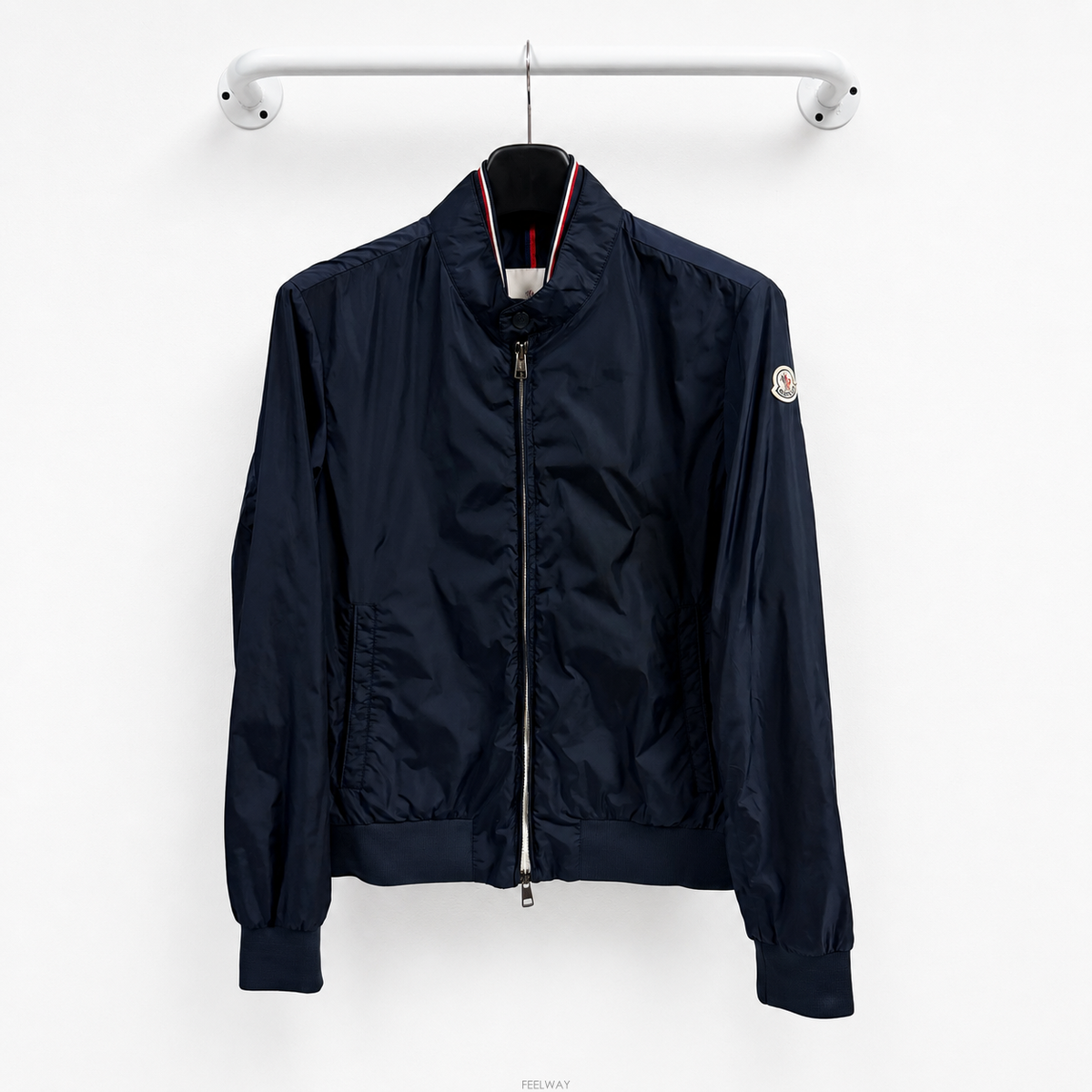 Moncler ��Ŭ���� MIROIR �̷�Ƹ� �ٶ����� ���ϸ�Ŭ���� MIROIR �̷�Ƹ� �ٶ����� ����