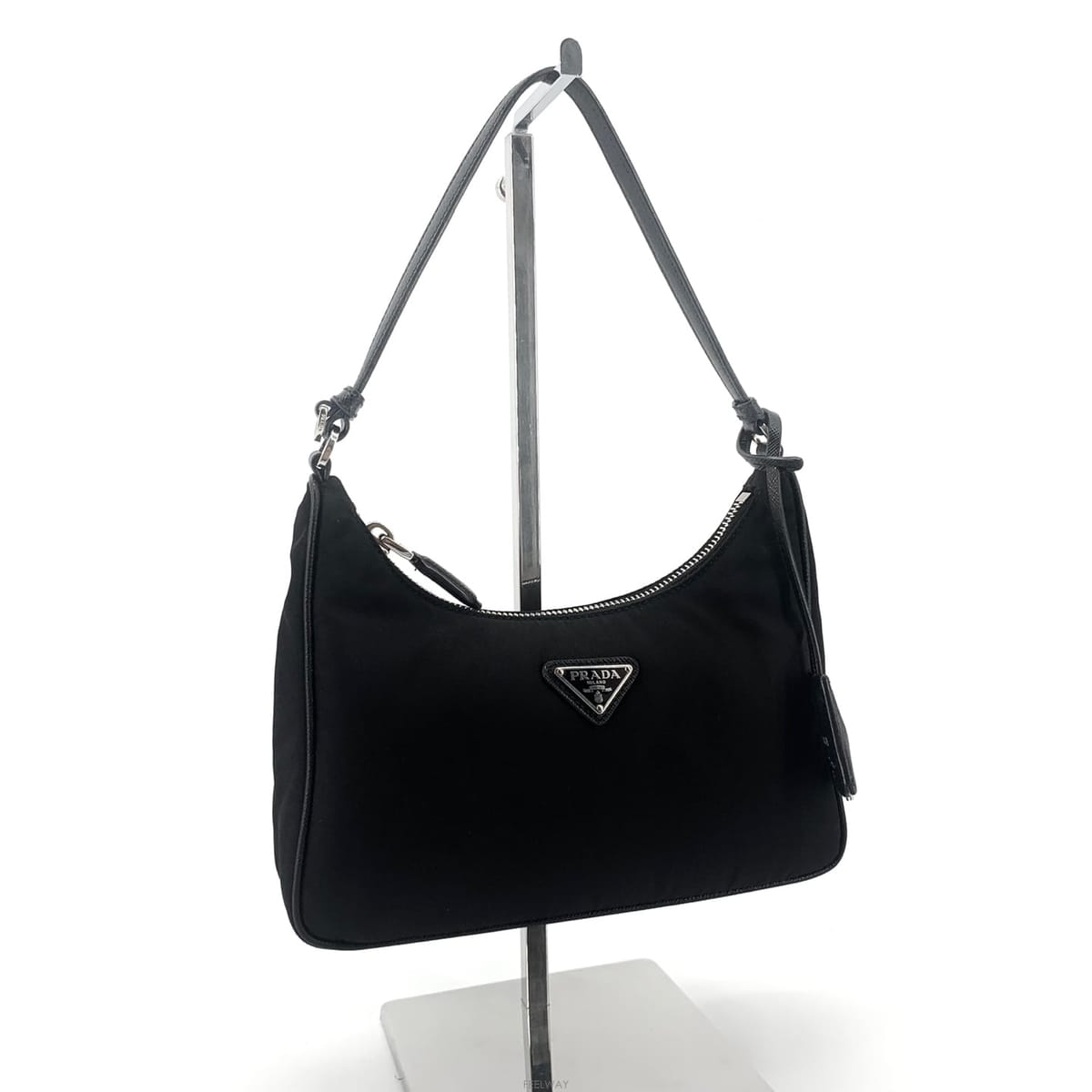 PRADA ����� ���ǾƳ� Ʈ���� �����Ϸ� ȣ���� 1NE204����� ���ǾƳ� Ʈ���� �����Ϸ� ȣ���� 1NE204